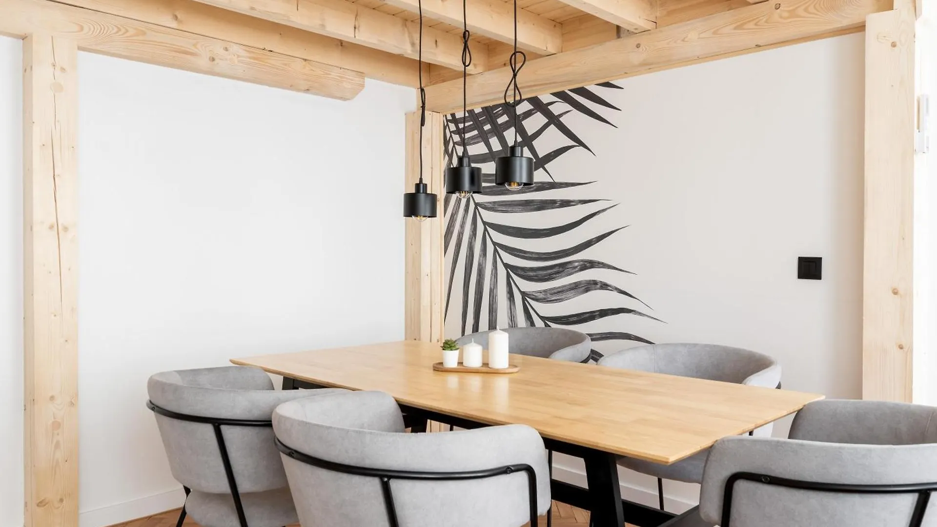 Old Town Apartment With Mezzanine Krakow Poland