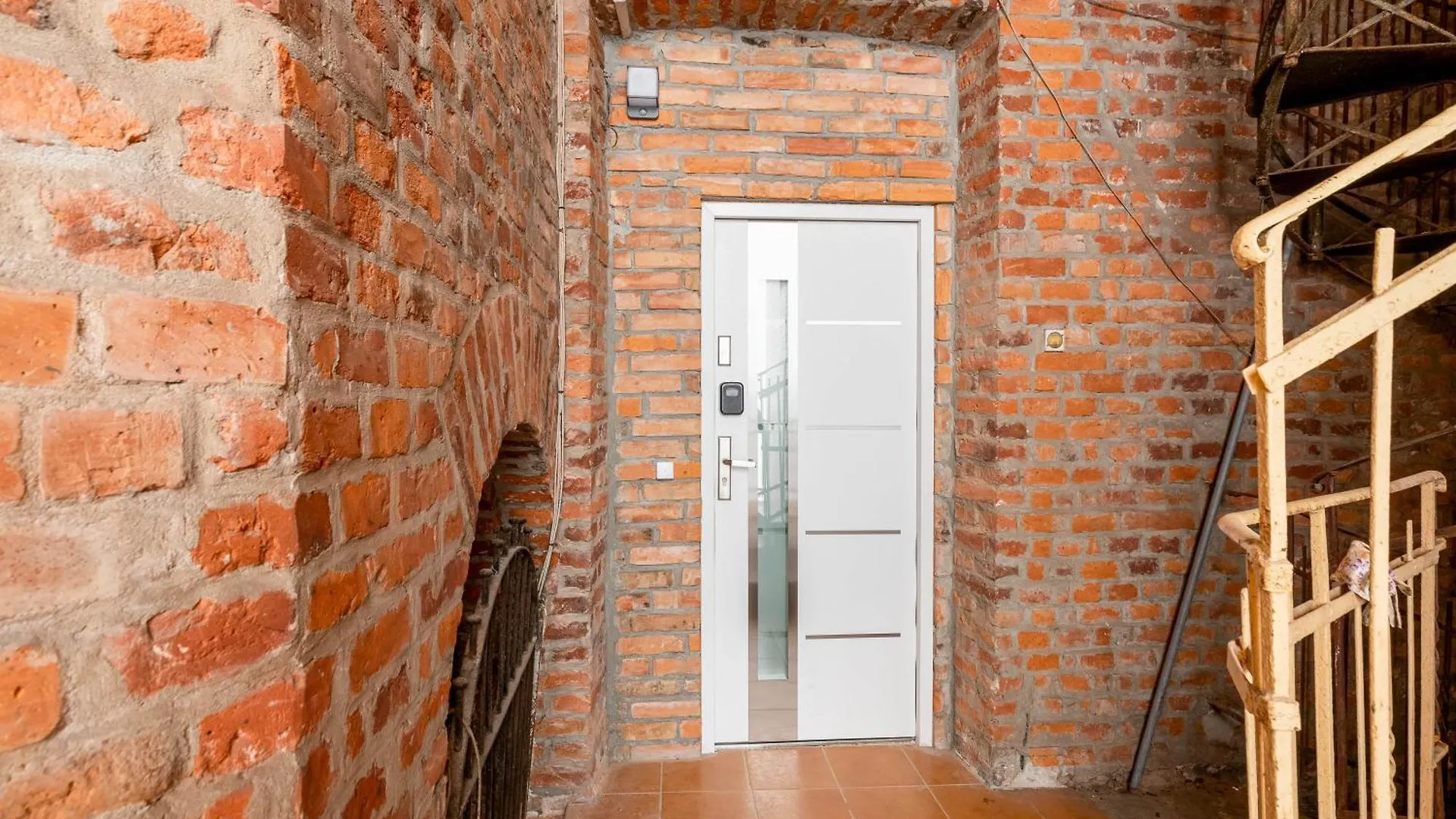 Old Town Apartment With Mezzanine Krakow