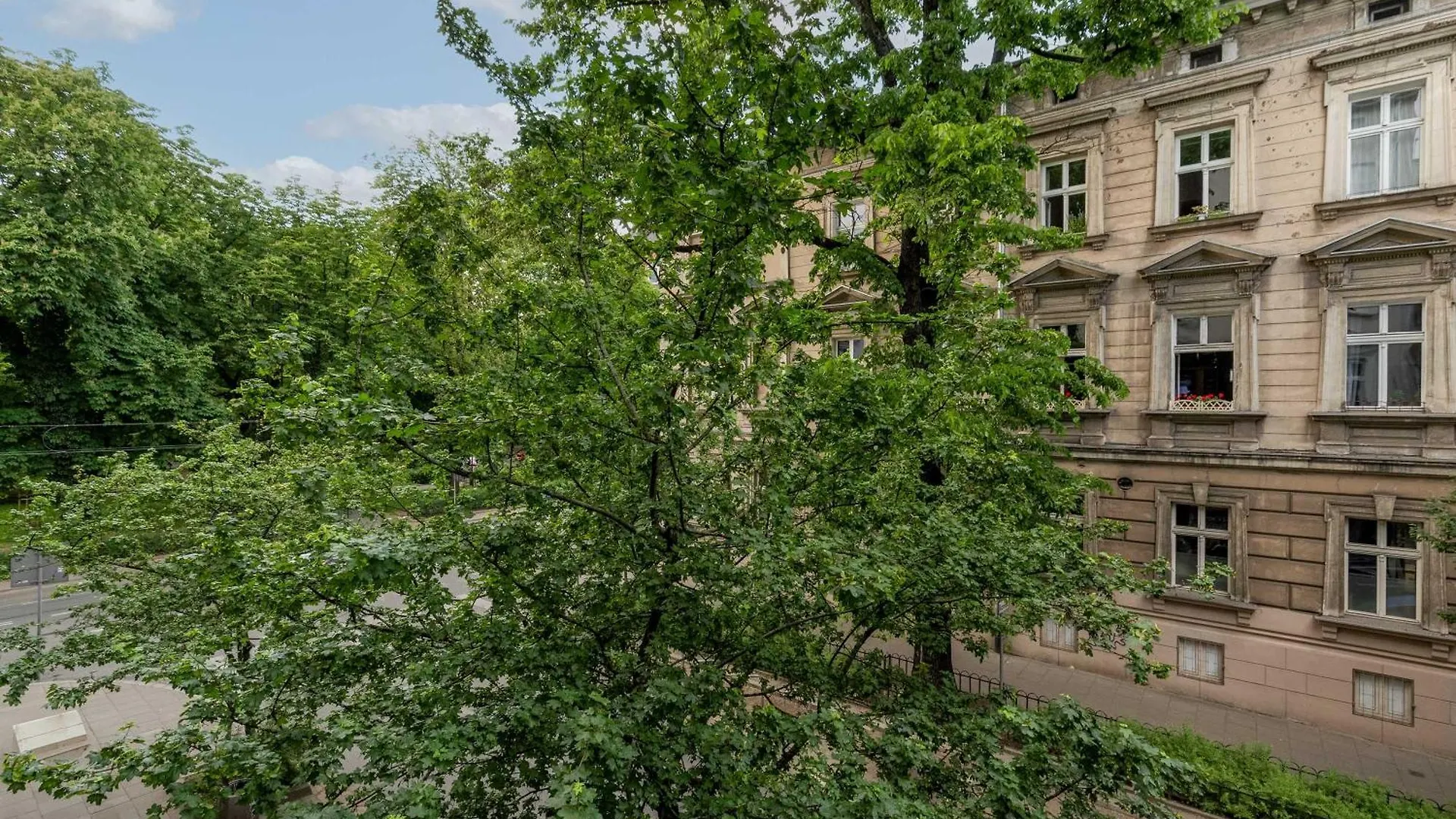 Old Town Apartment With Mezzanine Krakow