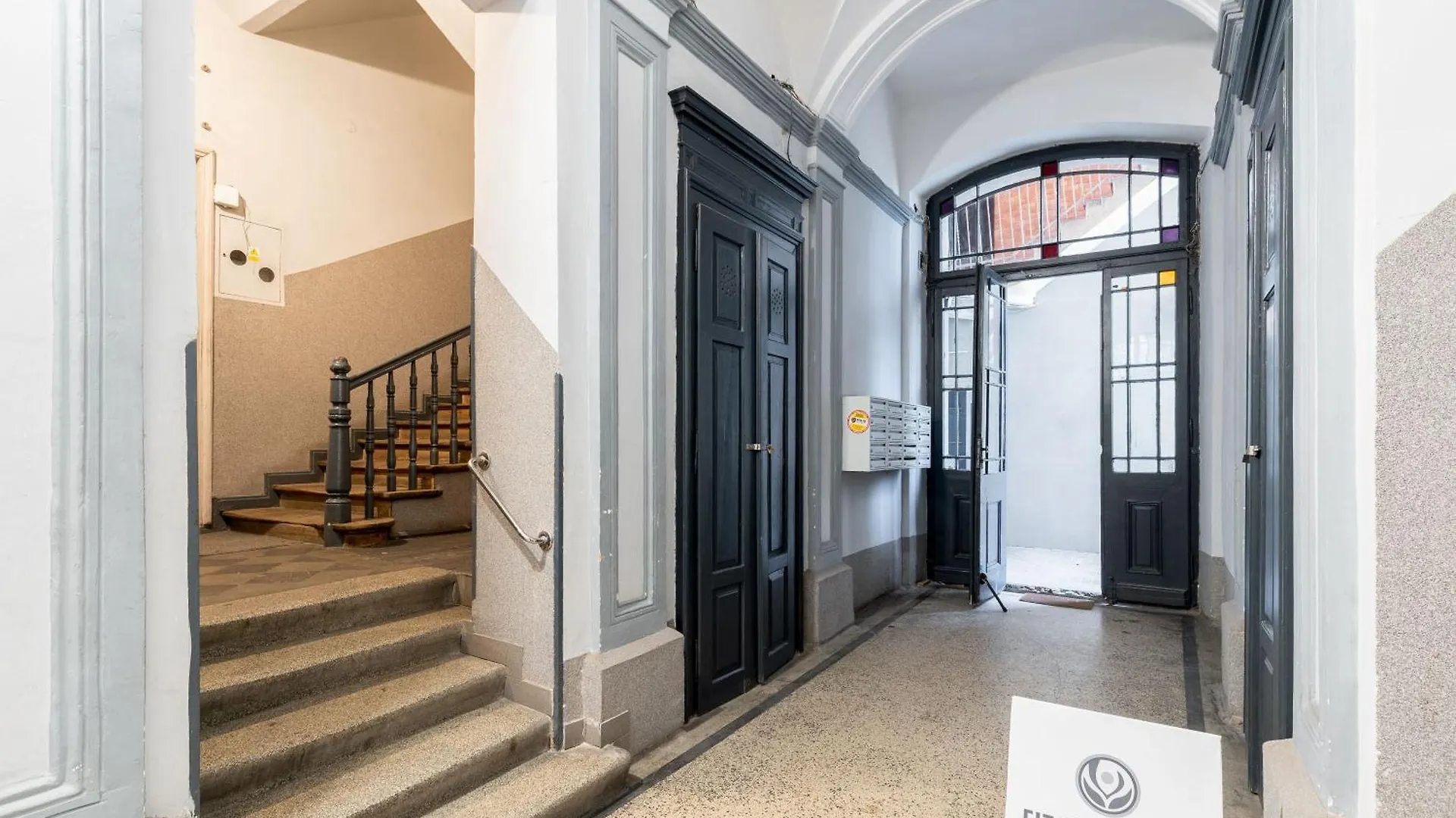 Old Town Apartment With Mezzanine Krakow